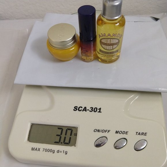 L'occitane Anti Aging Divine Cream, Reset serum & Almond shower Oil Set … - Picture 5 of 5